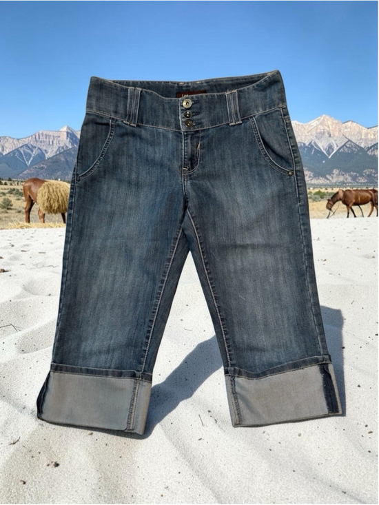 Lee Pants - Lee Capri Jeans Sewn In Cuffed Hem Mid-Rise Womens 6M Distressed Stretch